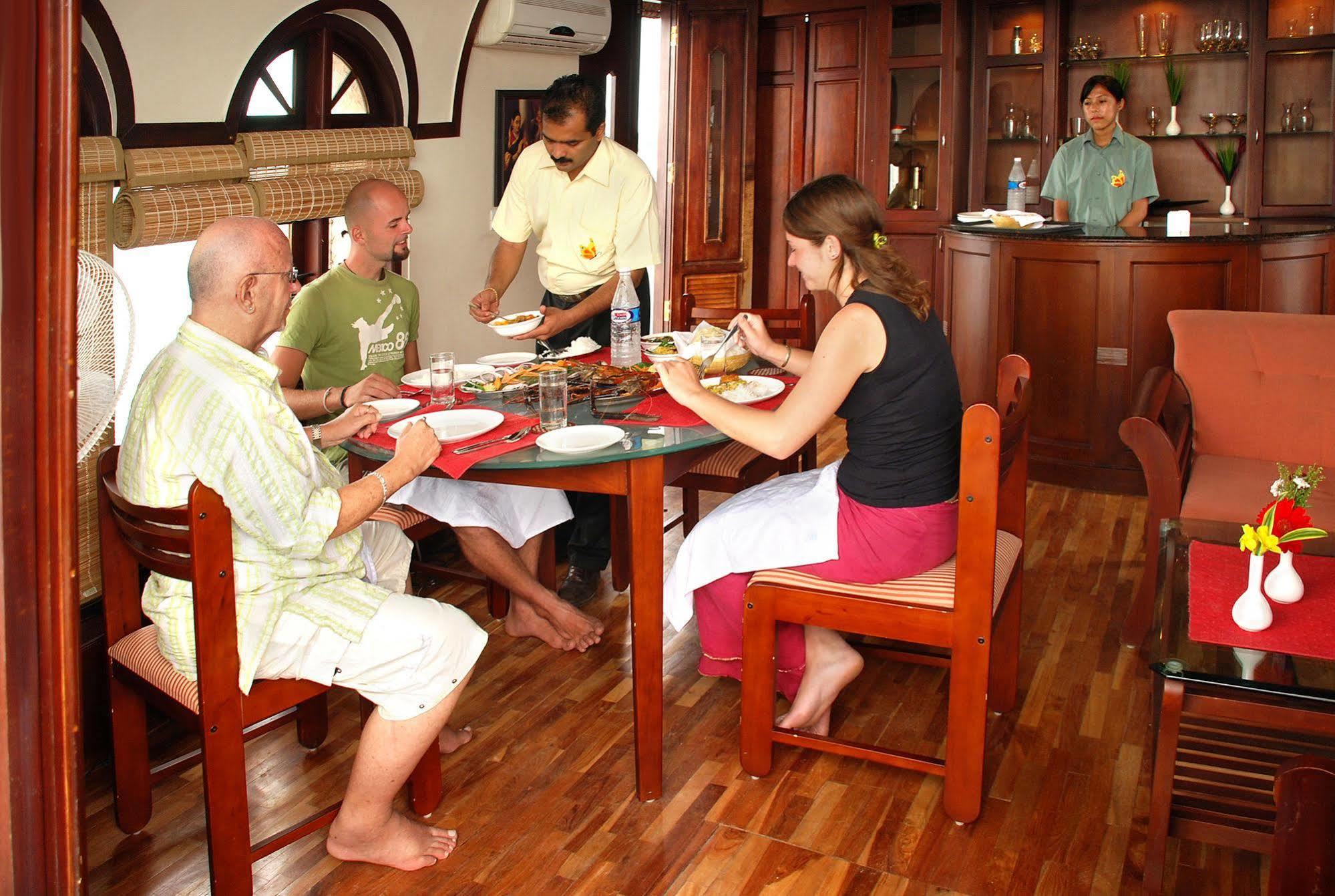 Lemon Tree Vembanad Lake Resort, Kerala Alappuzha Εξωτερικό φωτογραφία